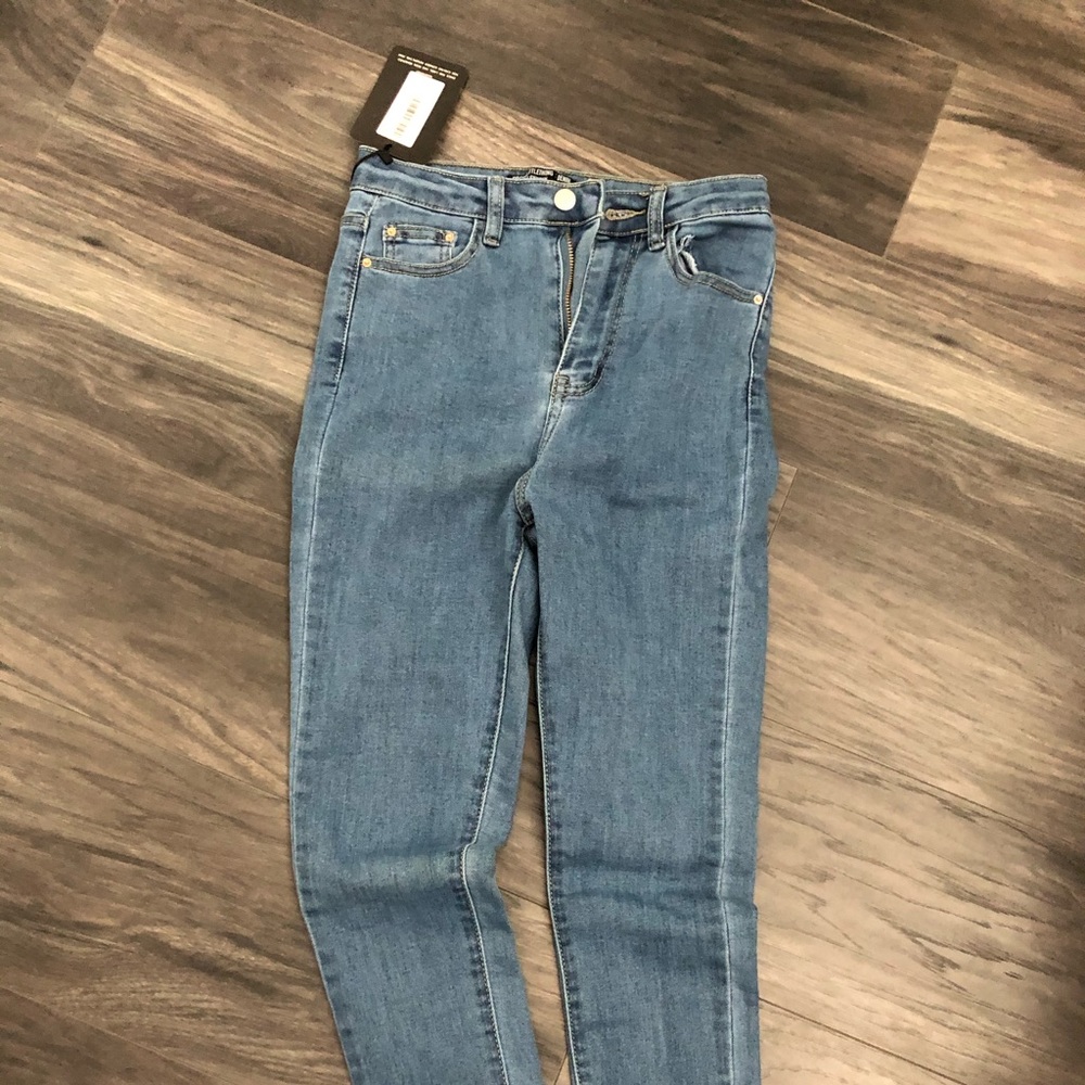 Blue jeans from pretty little thing